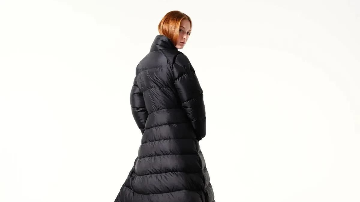 Moncler брэнд алдартнуудтай хамтарсан шинэ кампанит ажлаа танилцууллаа